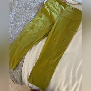 Green Lululemon Cropped Leggings
